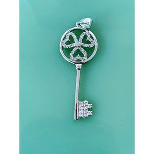 Vintage 925 Silver Skeleton Key Pendant With Diamonds